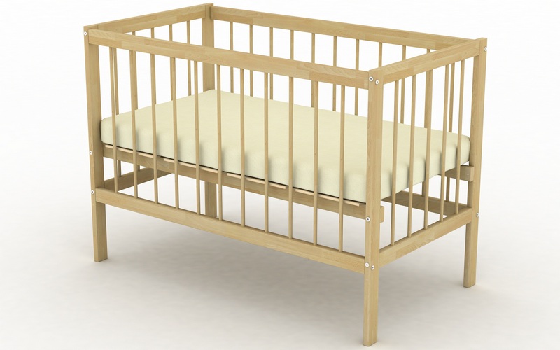 Кроватка для новорожденных из массива березы